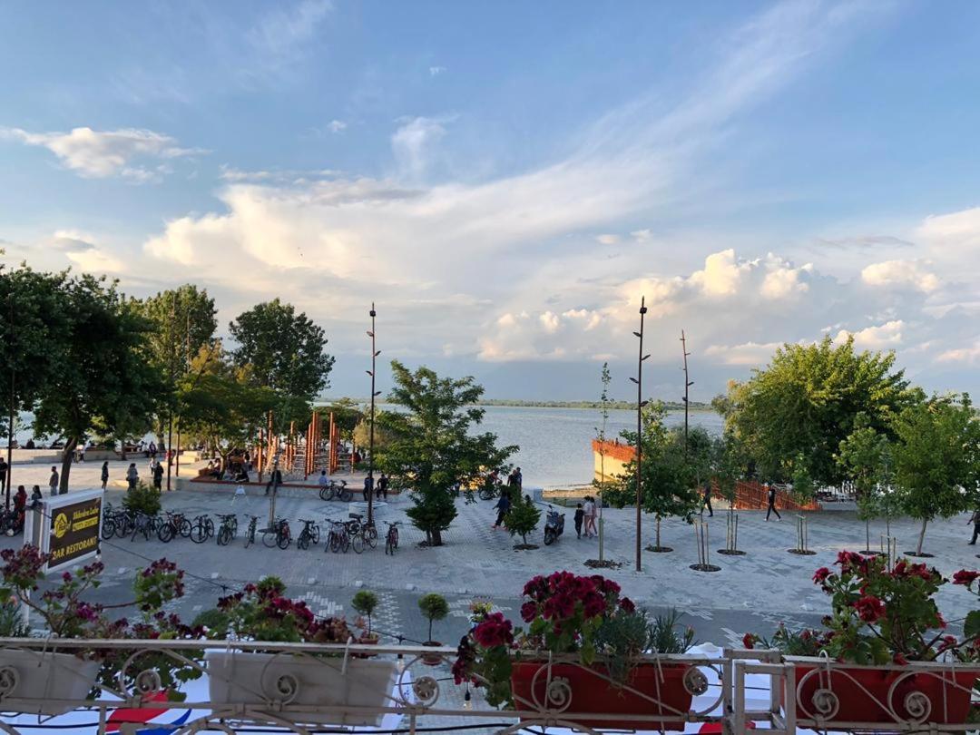 Hotel Shkodra Lake Široka Екстериор снимка